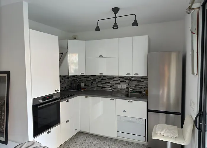 Daire T3 Neuf-plage 3mn Parking Prive Antibes