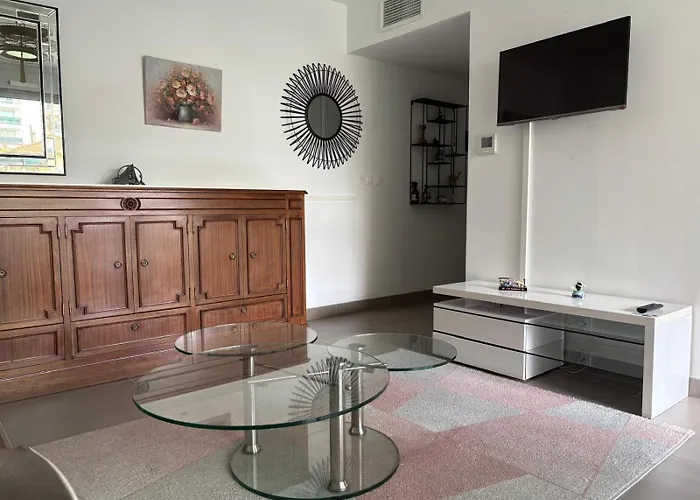 T3 Neuf-plage 3mn Parking Prive 公寓